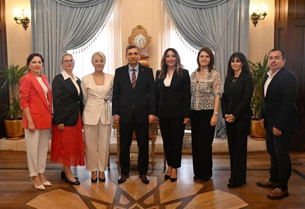 Antalya Valisi Hulusi Şahin'e ziyaret