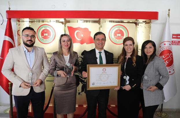 Elmalı'da Başkan Öztürk'ün ikinci dönemi başladı