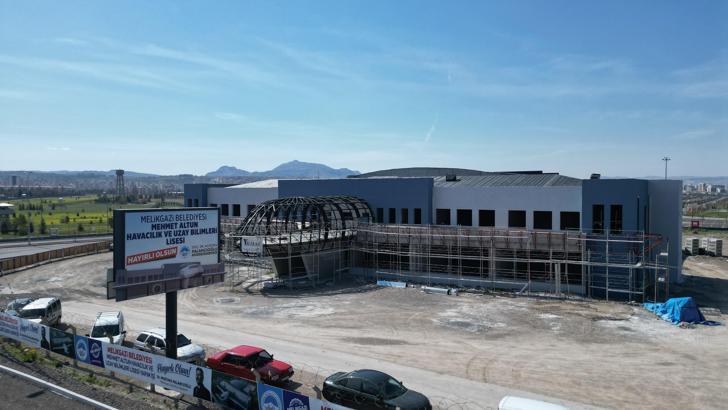 İlk uçak fabrikasının kurulduğu Kayseri'de Havacılık ve Uzay Bilimleri Lisesi inşa ediliyor
