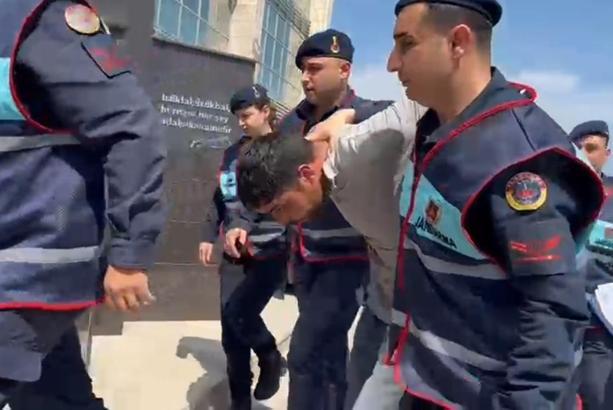 Yanan ev ve otomobilde cesetleri bulunan çift ile oğulları cinayete kurban gitmiş