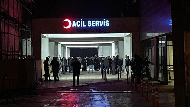 Su birikintisine girip, şarampole devrilen otomobildeki 1 aylık Yiğit Efe öldü; 4 yaralı