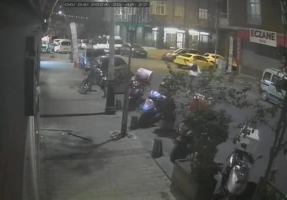 İstanbul- Sultangazi'de lahmacun siparişi tartışması sonrası silahlı saldırı (röportajlar eklendi)