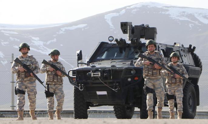 Gökyüzünün hakimleri bayramda da görevde