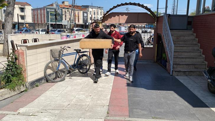 Kayıp 2 yaşındaki oğlunun ölüm haberini alan anne erken doğum yaptı; bebeğe kaybettiği yavrusunun adını verdi