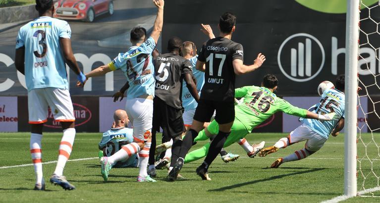 Pendikspor - Başakşehir: 2-3