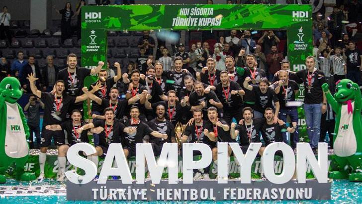 Hentbol Erkekler Türkiye Kupası'nda şampiyon Beşiktaş