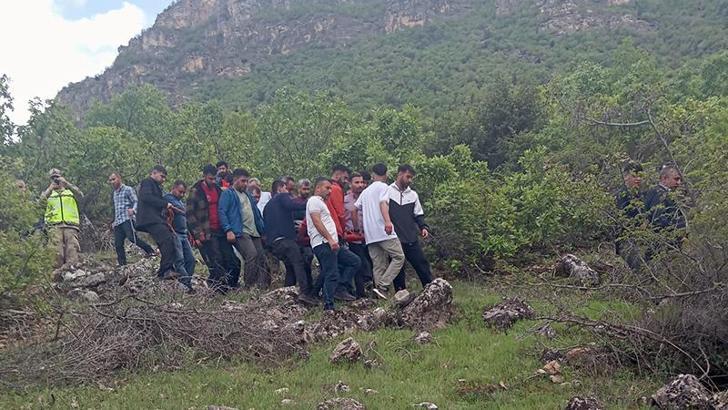 Ot toplarken 150 metreden kayalıklara düşüp öldü