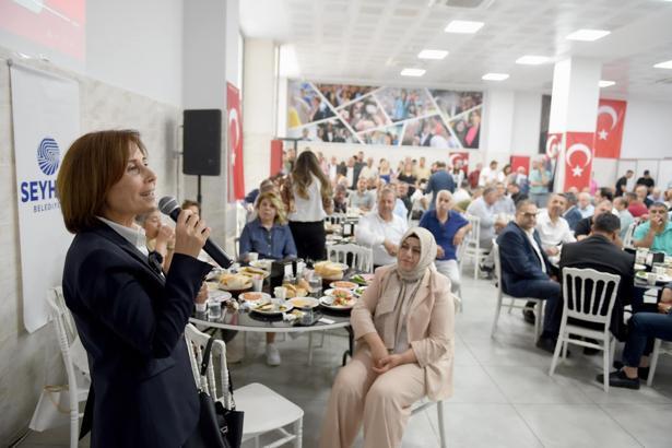 Belediye Başkanı Oya Tekin, Seyhanlı muhtarlarla bir araya geldi