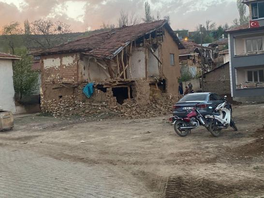 Tokat'ta 5,6 büyüklüğünde deprem (2)