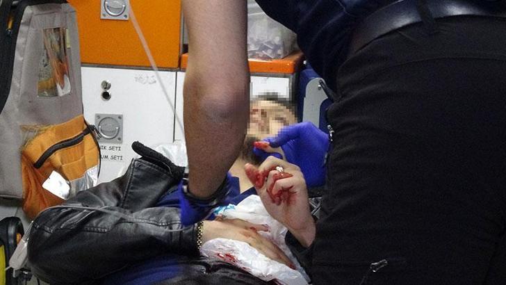 2 kişinin yaralandığı bıçaklı kavganın sebebi 3 yıl önce dershanede yaşanan yer tartışmasıymış