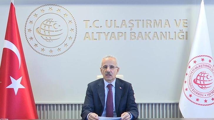 Bakan Uraloğlu: Hava yolu yolcu sayısını 2023'te 214 milyonun üstüne yükselttik