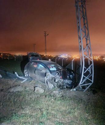 Ehliyetsiz sürücünün kullandığı otomobil motosiklete çarptı; 1 ölü