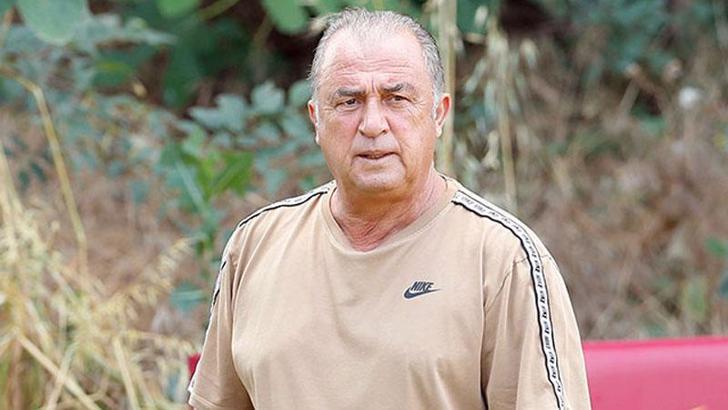 Fatih Terim'in teknik direktörlüğünü yaptığı Panathinaikos, Yunanistan'da çifte kupa hedefinde