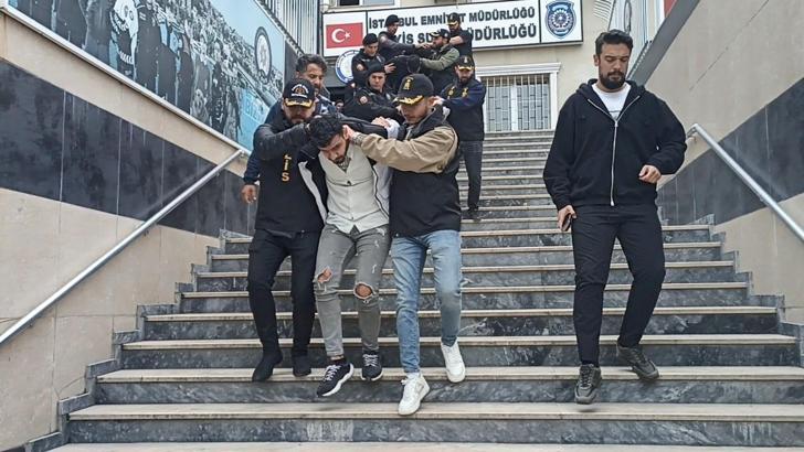 İstanbul -  Eyüpsultan'da  Ada'nın öldüğü çatışmayla ilgili gözaltına alınan 10 şüpheli adliyeye sevk edildi