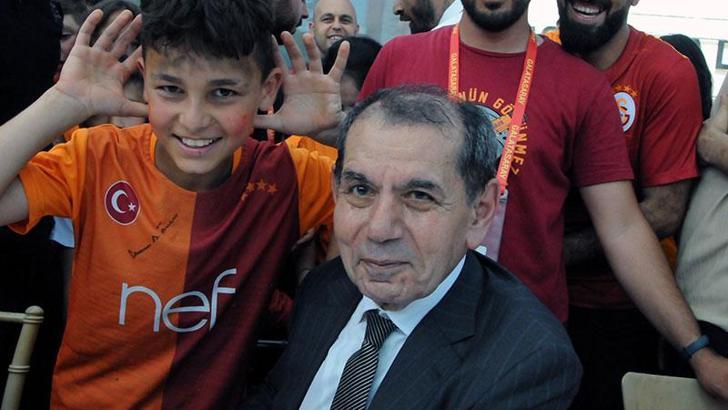 Galatasaray Yönetimi, 23 Nisan’ı Hatay’da kutladı. Özbek: "Bölgeden elimizi çekmeyeceğiz"