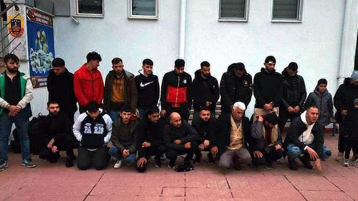 Tekirdağ'da minibüste 21 kaçak göçmen yakalandı