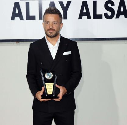 Altay'da kaptan Özgür'e ödül