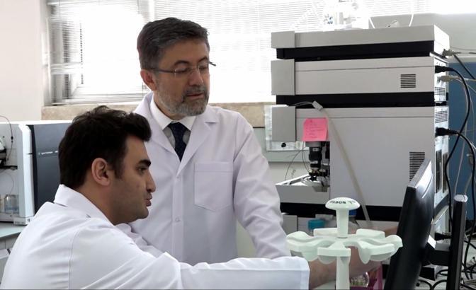 Bakan Yumaklı: Etlik Veteriner Enstitüsü'nde yıllık 700 bin test ve analiz yapılıyor