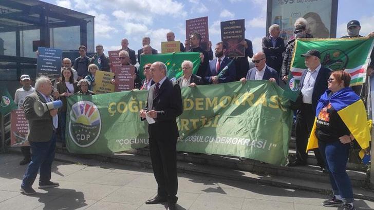 Mayıs'ta Türkiye'ye gelecek olan Rus Kızılordu Korosu protesto edildi