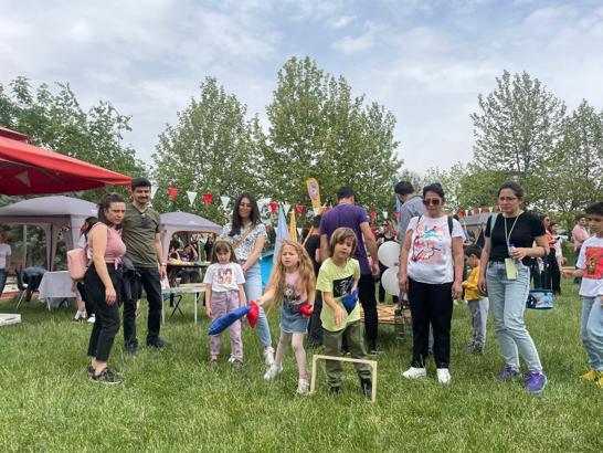 Güven Hastanesi'nde 23 Nisan çocuk karnavalı