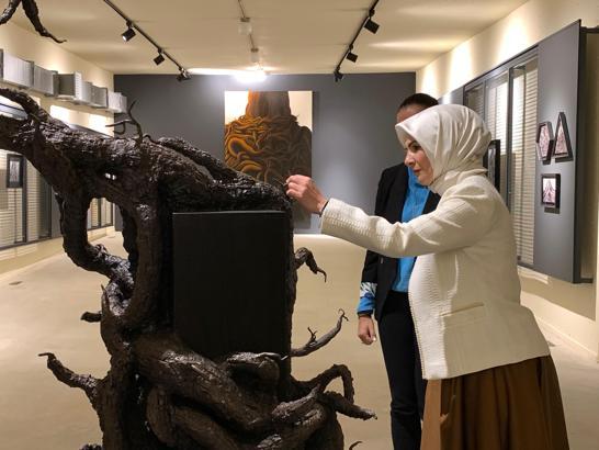 Bakan Göktaş, 'Devriamber’ sergisini ziyaret etti