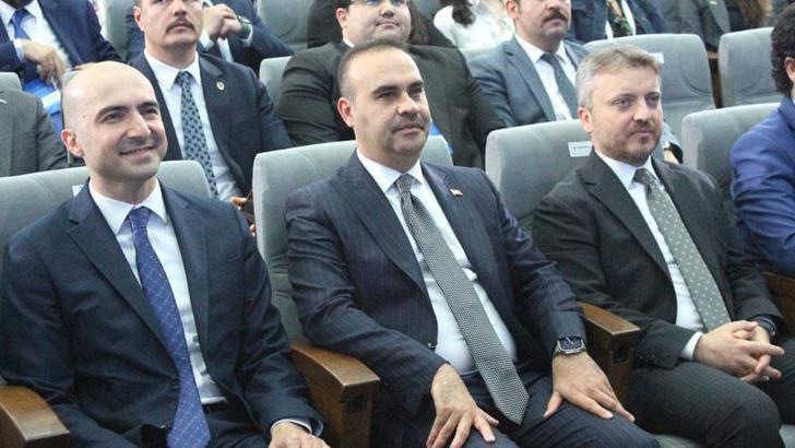 Bakan Kacır: 300 milyon avroluk finansmanı KOBİ'lerimize sunuyoruz