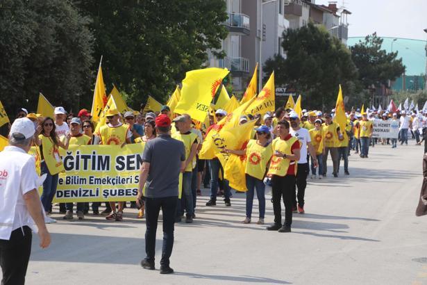Denizli'de 1 Mayıs coşkuyla kutlandı