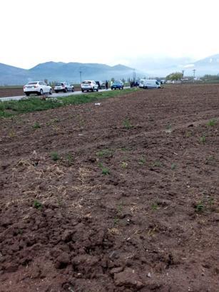 Minibüs ile hafif ticari araç çarpıştı: 1 ölü, 2 yaralı