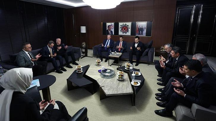 Erdoğan, Pevrul Kavlak için taziye ziyaretinde bulundu