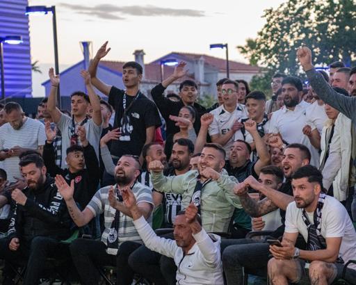 Kuşadasıspor son anda turladı