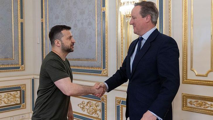 İngiltere’den Ukrayna’ya her yıl 3 milyar poundluk askeri destek sözü