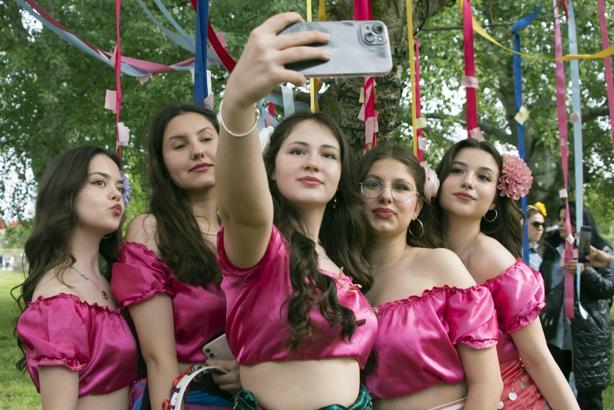 Edirne'de Kakava ve Hıdrellez Şenlikleri renkli görüntülerle başladı