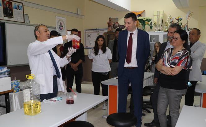 Eğlenceli Bilim Atölyesi açıldı