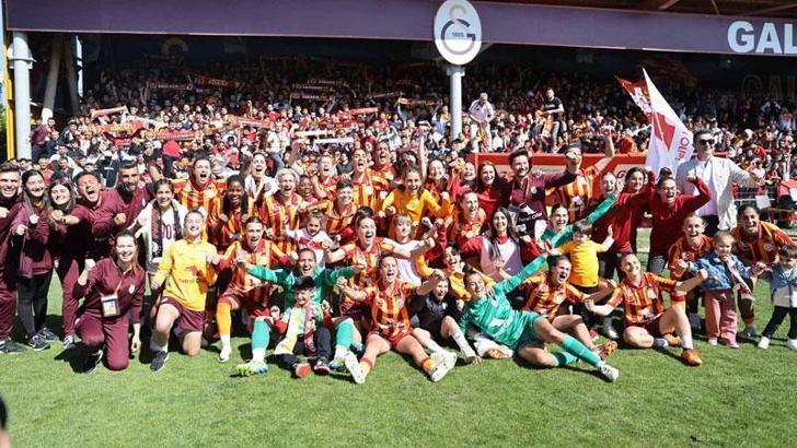 Galatasaray, Turkcell Kadın Futbol Süper Ligi'nde şampiyonluğa ulaştı