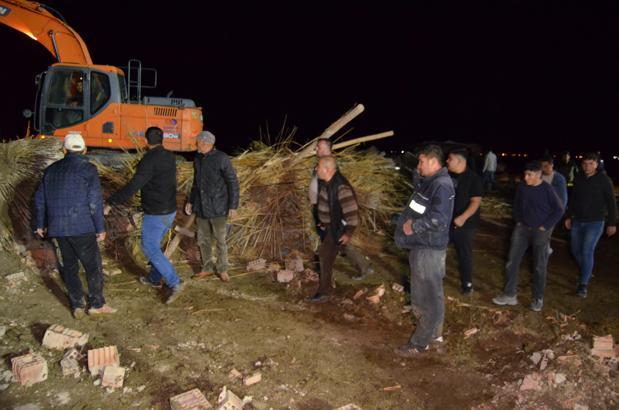 Ahır çöktü: 50 küçükbaş hayvan öldü