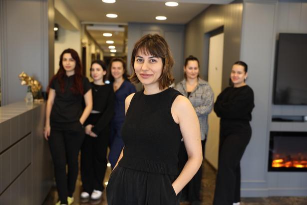 Uzmanı, kalp şeklinde yüz estetiğinin inceliklerini anlattı