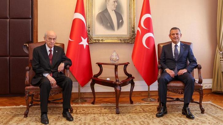 Özgür Özel'den Bahçeli'ye ziyaret