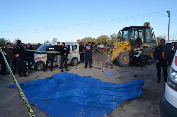 Kepçeye çarpan motosiklet sürücüsü öldü