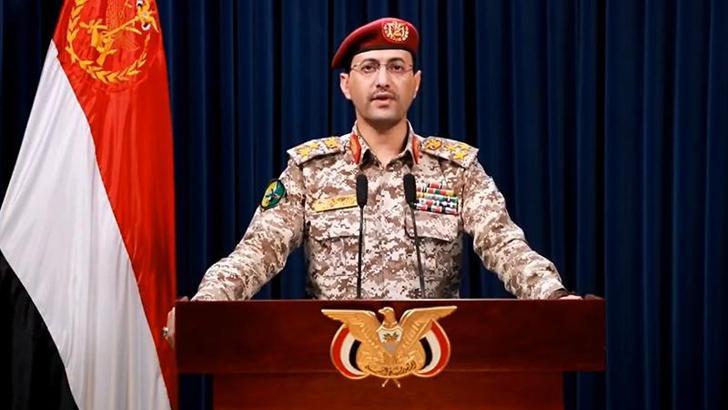 Husiler, ticari gemilere saldırı düzenledi