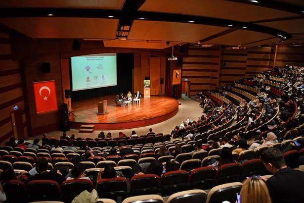 “Yeşil ekonomik dönüşümde kurumlar ve sektörler değişime uğramak zorunda”