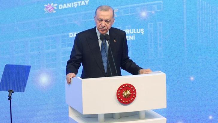 Cumhurbaşkanı Erdoğan: Davaları siyasallaştırmak adalet duygusuna gölge düşürecektir