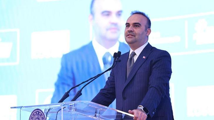 Bakan Kacır: Sanayimizde çarklar hız kesmeden dönmeye devam ediyor