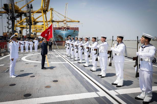 TCG Kınalıada gemisi, Bangladeş'te