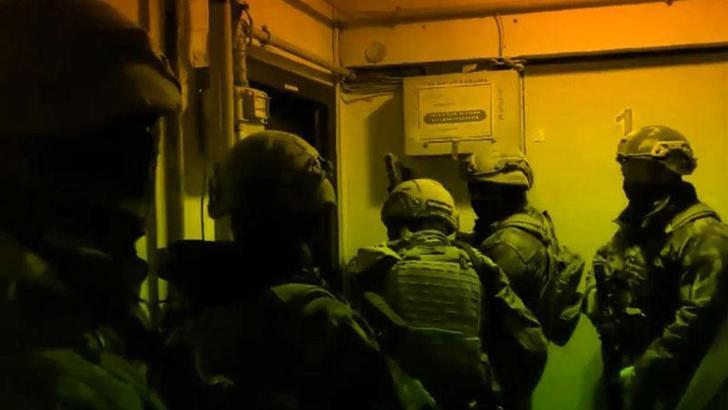 Silahlı suç örgütüne operasyon: 29 gözaltı