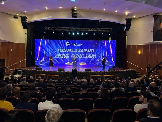 'Yıldızlararası Zirve Ödülleri' sahiplerini buldu