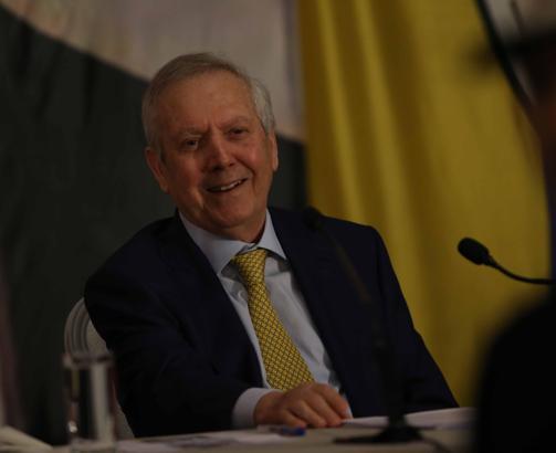 Aziz Yıldırım, Fenerbahçe başkan adaylığını resmen açıkladı (GENİŞ HABER)