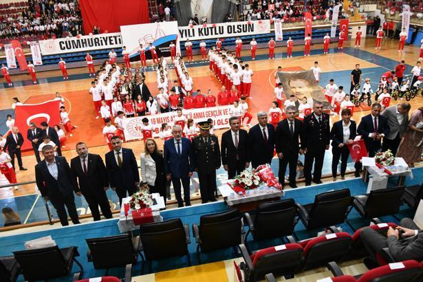 Isparta'da 19 Mayıs coşkusu