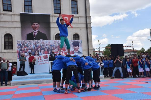 Sivas’ta 19 Mayıs kutlaması