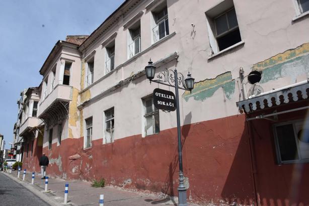 'Basmane'yi sevgisizlik ve cehalet yok ediyor'