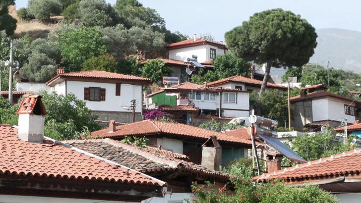 Dünyanın en güzel köyleri arasındaki Birgi, tarihe meydan okuyor